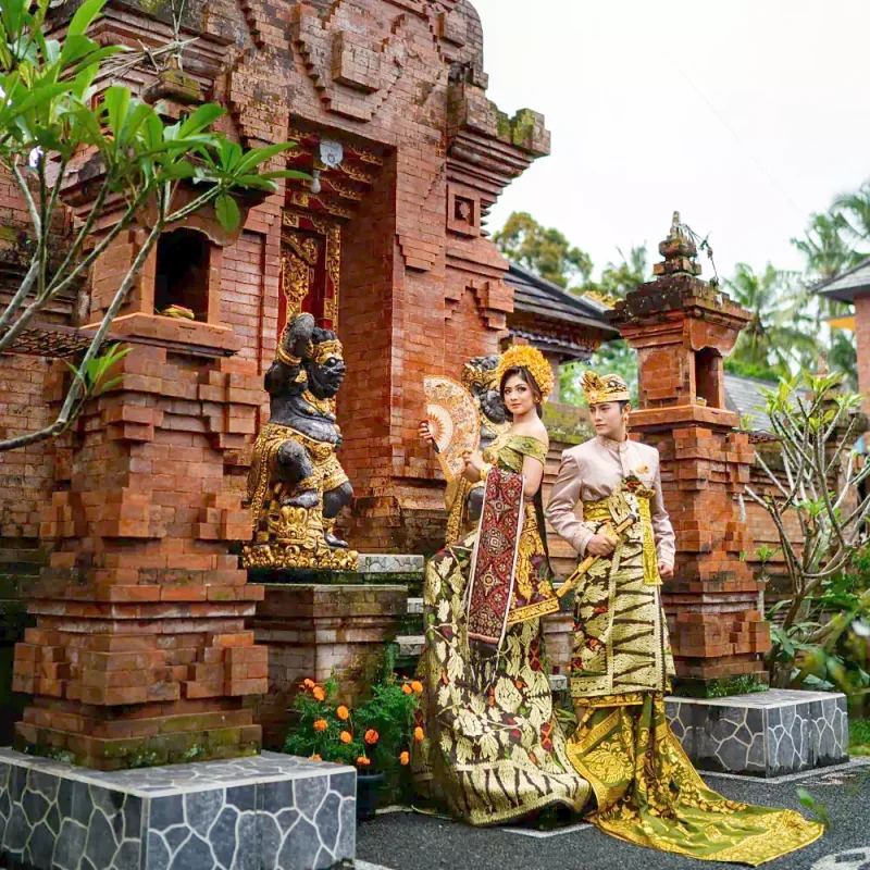 Paket Prewedding Outdoor & Indoor 3 Jam