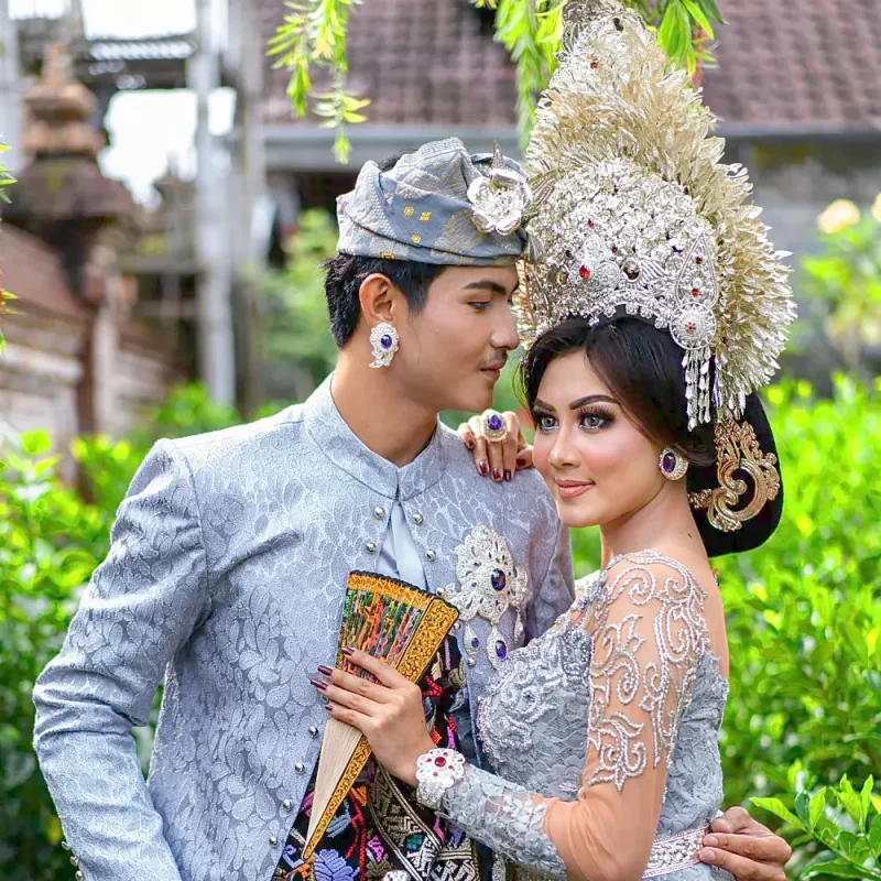 Paket Prewedding Outdoor 1 Lokasi - Gambar 2